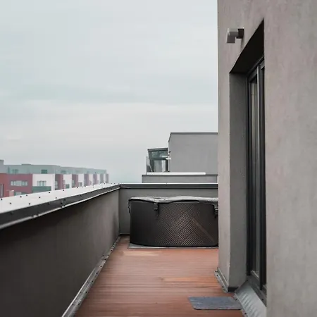 Skylark - Stockholm Penthouse With Jacuzzi, Movie Theater & Panoramic View Apartament *